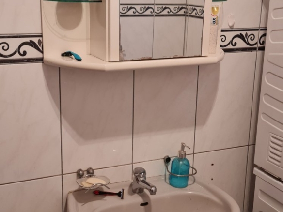 TROSOBAN STAN NA ZVEZDARI,MEDAKOVIĆ,BEOGRAD