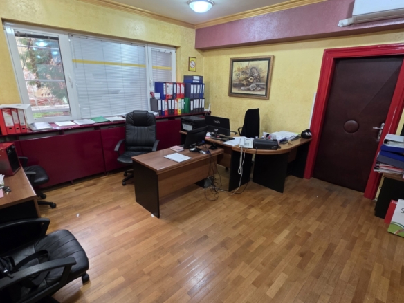 POSLOVNI PROSTOR U CENTRU GRADA