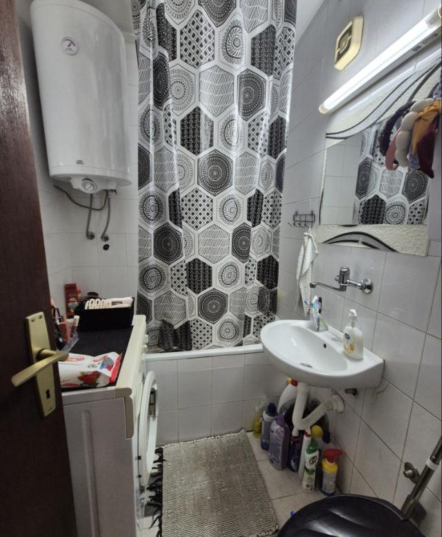 Dvoiposoban stan izdavanje