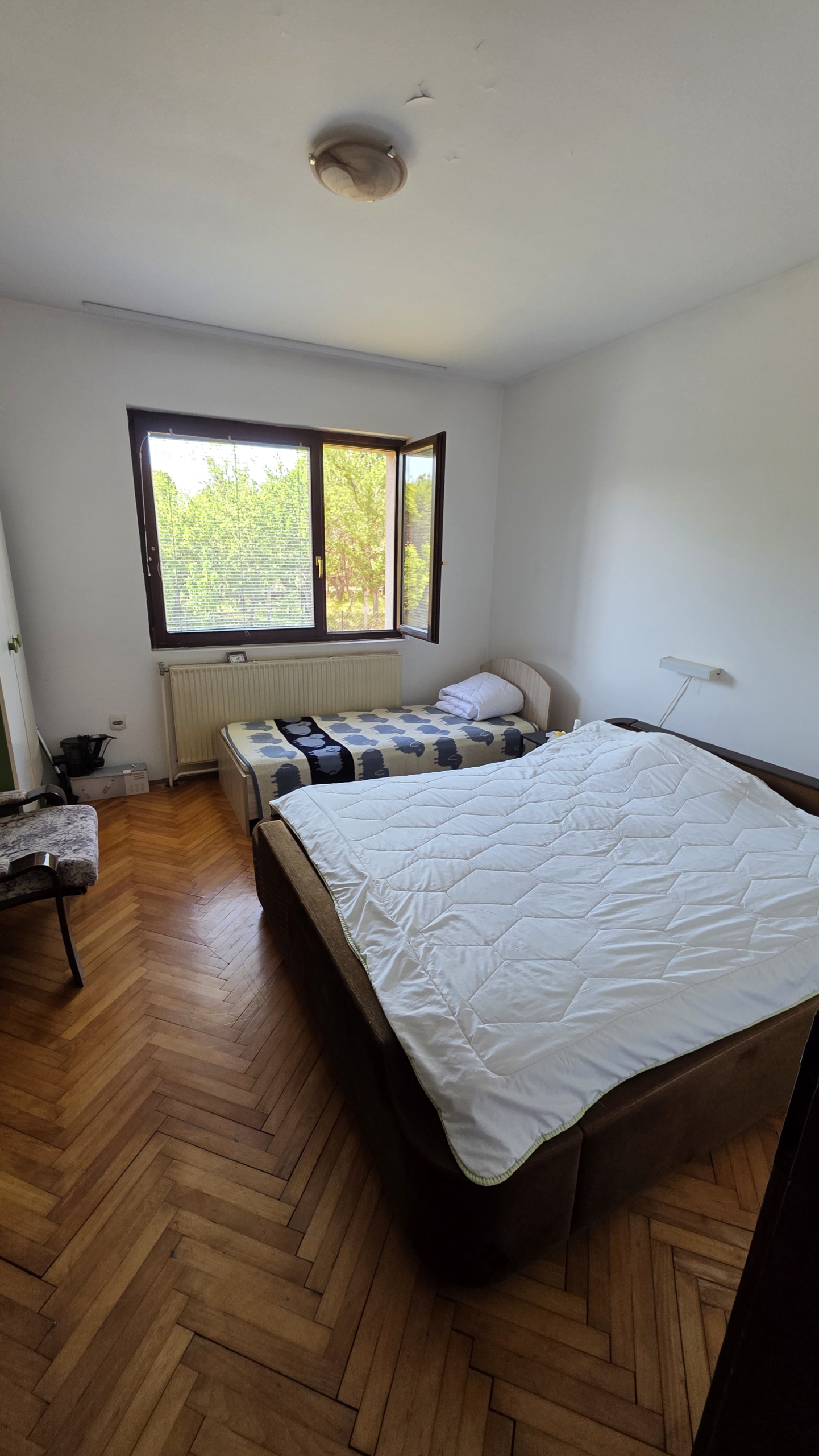 2-etažna kuća na prodaju