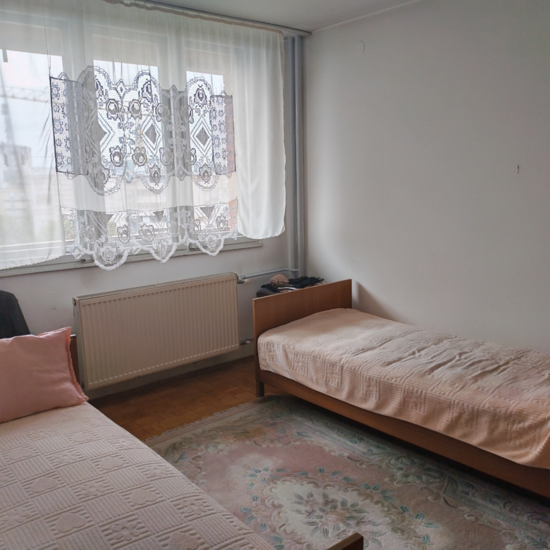 Trosoban stan na prodaju Stevana Sinđelića