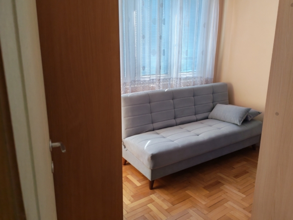 Jednosoban stan za izdavanje Brijanova